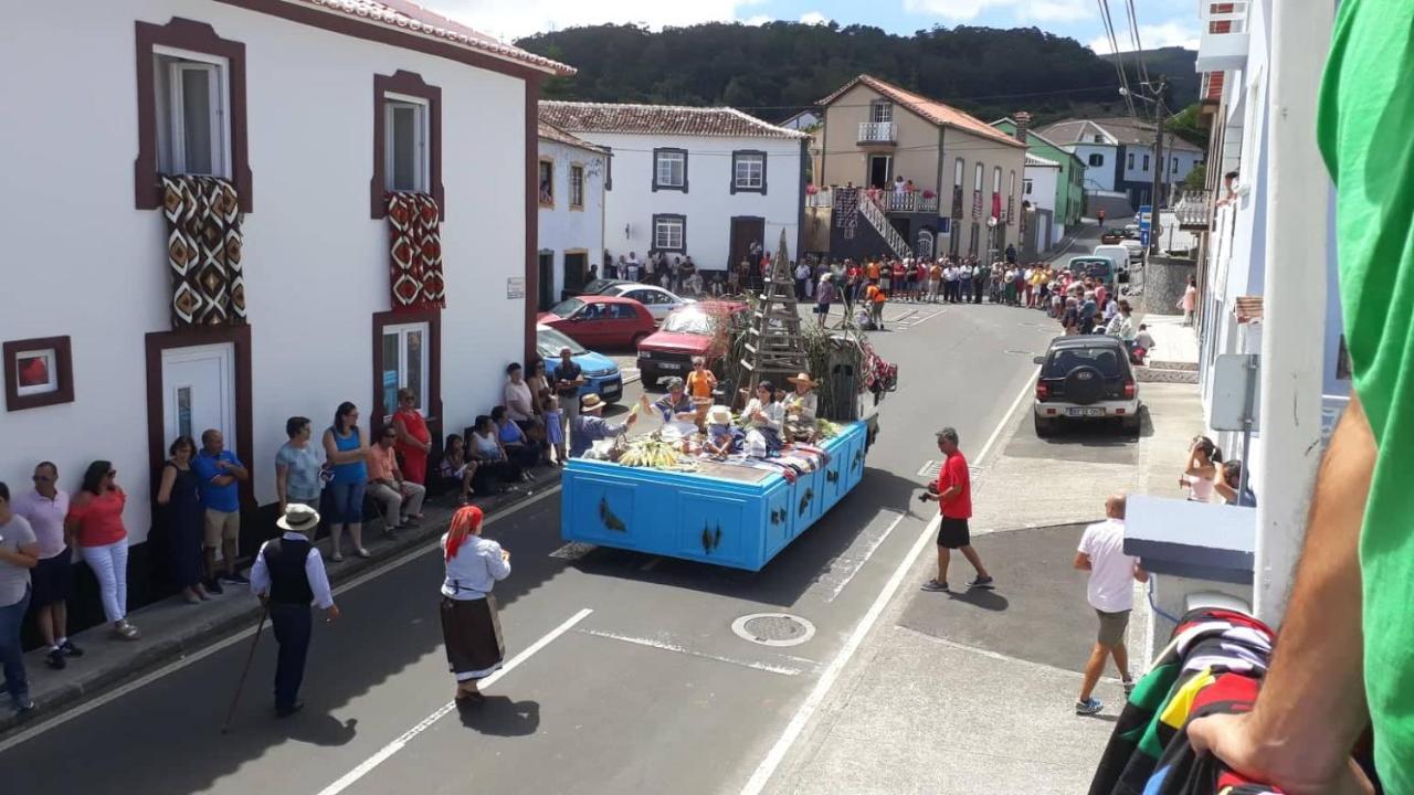 Casa Codorniz Villa Praia da Vitoria ภายนอก รูปภาพ